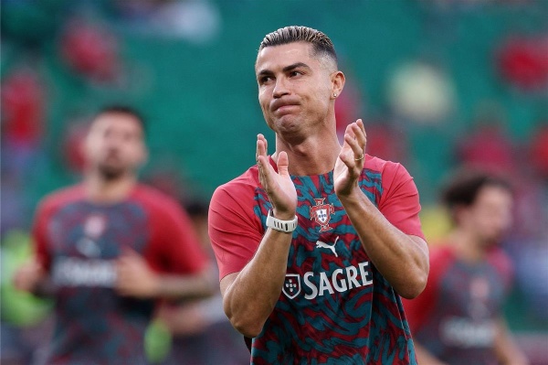 لا يحدث ذلك مع ميسي رونالدو يثير الجدل مجدد ا بعد أزمته مع جيسوس لا يحدث ذلك مع ميسي رونالدو يثير الجدل مجدد ا بعد أزمته مع جيسوس