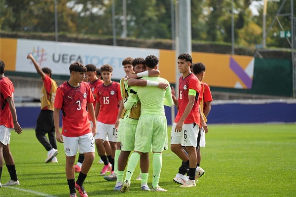 فيديو منتخب مصر للناشئين يخسر أمام كندا وي نهي دورة الصداقة في المركز السادس فيديو منتخب مصر للناشئين يخسر أمام كندا وي نهي دورة الصداقة في المركز السادس
