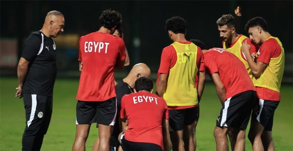 منتخب مصر يختتم تدريباته استعداد ا لودية جنوب إفريقيا منتخب مصر يختتم تدريباته استعداد ا لودية جنوب إفريقيا
