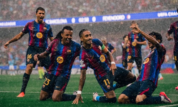 رغم تمسكه بالبقاء برشلونة يسعى للتخلص من لاعبه في يناير رغم تمسكه بالبقاء برشلونة يسعى للتخلص من لاعبه في يناير