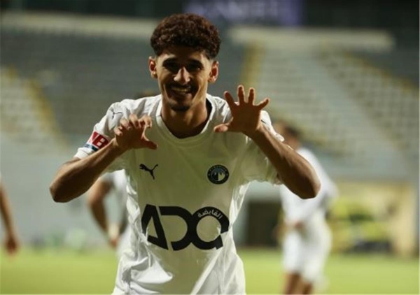 أحمد عاطف قطة عيطت بعد رحيلي عن الأهلي وجماهير الزمالك أشرس في المدرجات أحمد عاطف قطة عيطت بعد رحيلي عن الأهلي وجماهير الزمالك أشرس في المدرجات