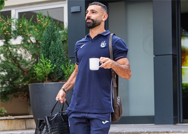 فيديو محمد صلاح يثير جدلا بين لاعبي طرابزون قبل مواجهة سامسون سبور فيديو محمد صلاح يثير جدلا بين لاعبي طرابزون قبل مواجهة سامسون سبور
