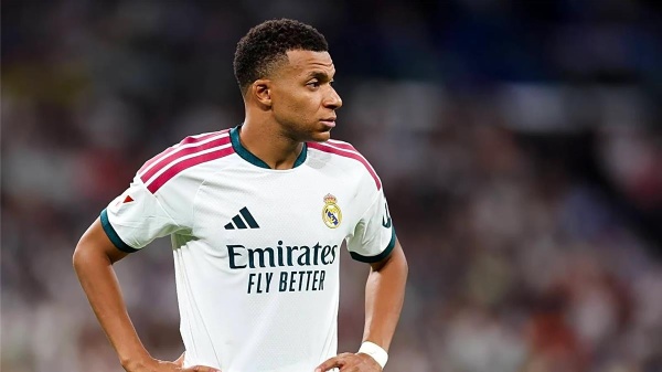 تعويض ضخم وإيقاف مبابي في حالة تهديد بسبب ريال مدريد