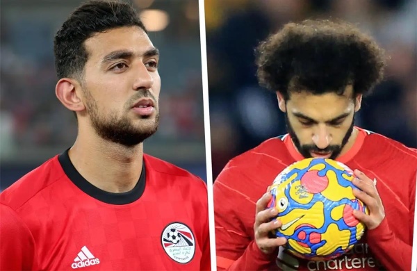 كوكا يحث محمد صلاح على الانتقال إلى هذا الدوري ويهاجم سلوت غير محترم