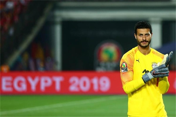 خاص منتخب مصر يحسم موقف استدعاء محمد الشناوي بعد قرار إيقافه