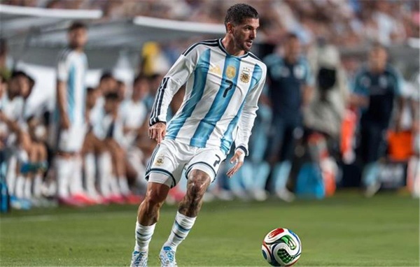 دي بول يرفع التحدي قبل كأس العالم نريد أن نصل إلى أبعد نقطة في البطولة دي بول يرفع التحدي قبل كأس العالم نريد أن نصل إلى أبعد نقطة في البطولة