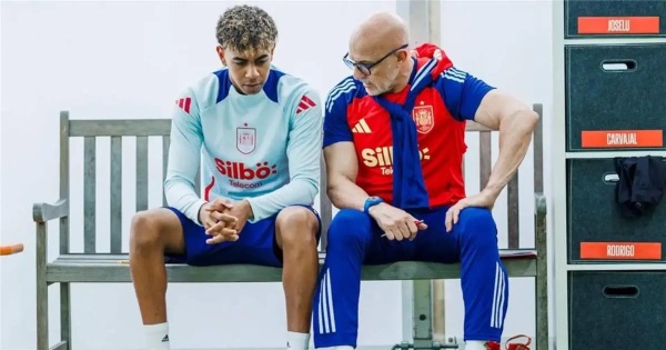 لا فوينتي يتحدى برشلونة بشأن لامين يامال أنا صاحب القرار لا فوينتي يتحدى برشلونة بشأن لامين يامال أنا صاحب القرار