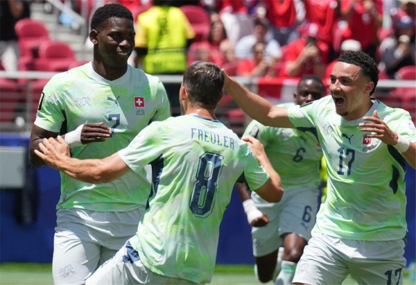 فيديو إمبولو يسجل هدف سويسرا الأول أمام قطر فيديو إمبولو يسجل هدف سويسرا الأول أمام قطر