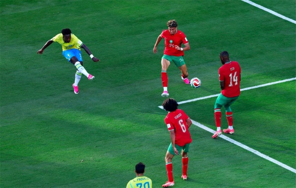 رجل مباراة المغرب والبرازيل في كأس العالم رجل مباراة المغرب والبرازيل في كأس العالم