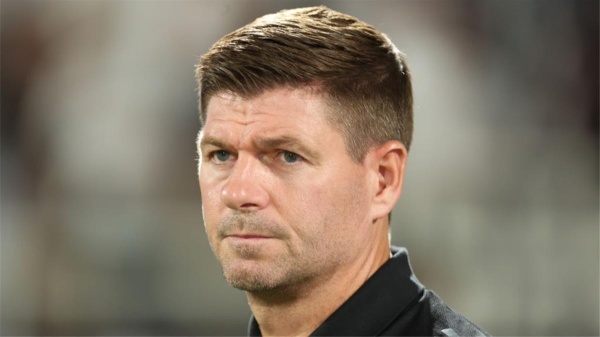 جيرارد ينصح ليفربول بالتعاقد مع نجم المغرب بعد تألقه أمام البرازيل في كأس العالم جيرارد ينصح ليفربول بالتعاقد مع نجم المغرب بعد تألقه أمام البرازيل في كأس العالم