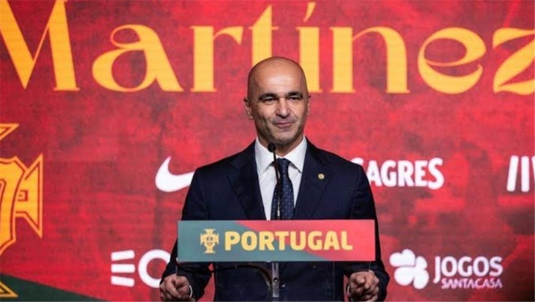 روبرتو مارتينيز يتخذ قرار ا بشأن مستقبله مع البرتغال بعد كأس العالم