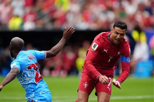 فيديو بداية متعثرة الكونغو الديمقراطية تفجر إحدى مفاجآت كأس العالم بتعادل مثير مع البرتغال