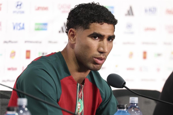 أشرف حكيمي يتعرض لضربة عنيفة في كأس العالم أشرف حكيمي يتعرض لضربة عنيفة في كأس العالم