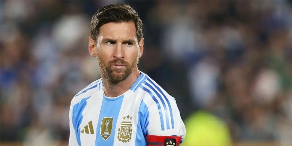 كواليس رد فعل ميسي الصادم بعد أنباء وفاة والده خلال كأس العالم