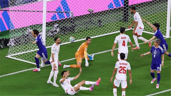 حكم مباراة تونس وهولندا في كأس العالم حكم مباراة تونس وهولندا في كأس العالم