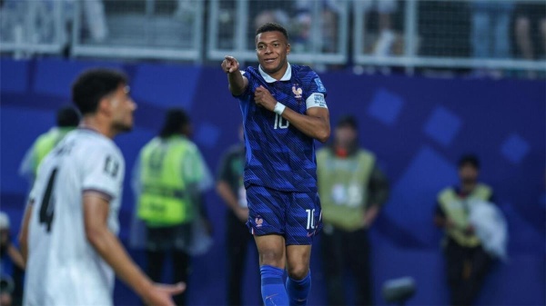 مبابي أمر ما أحبطني أمام العراق ولا أراقب ما يفعله ميسي مبابي أمر ما أحبطني أمام العراق ولا أراقب ما يفعله ميسي