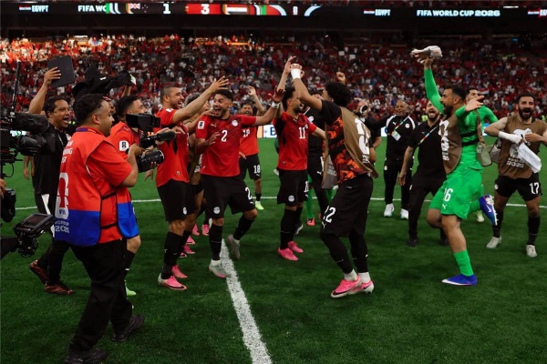 لاعب إيران السابق مصر أخطر من بلجيكا واحترسوا من لاعبهم