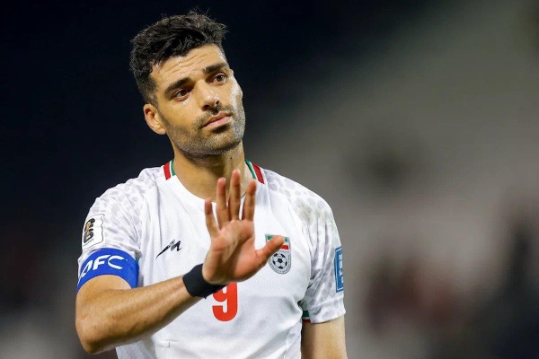 قائد إيران بعد التعادل مع مصر يريدوننا خارج كأس العالم