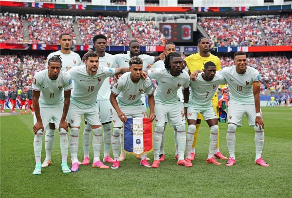 رجل مباراة المغرب وفرنسا في كأس العالم رجل مباراة المغرب وفرنسا في كأس العالم