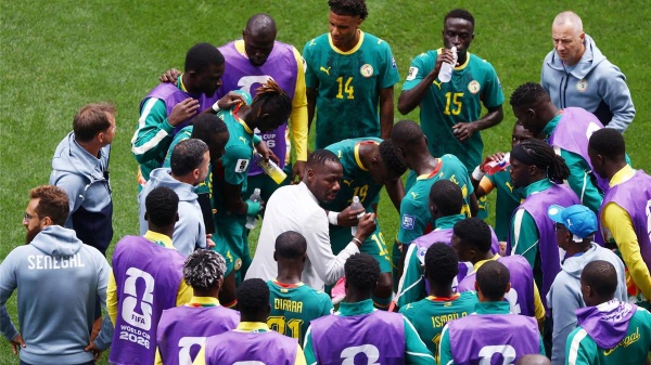 فضيحة مدوية السنغال تكتشف خديعة طبيب نساء بعد 10 سنوات فضيحة مدوية السنغال تكتشف خديعة طبيب نساء بعد 10 سنوات