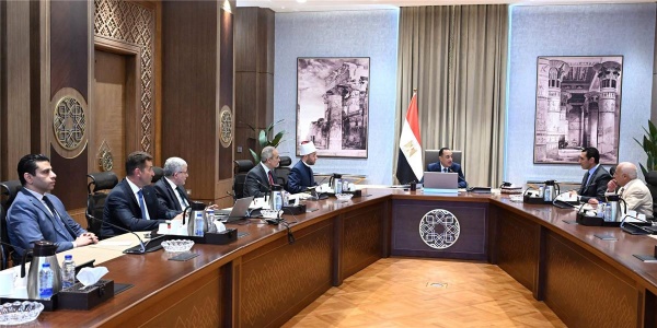 رئيس الوزراء يناقش أزمة أرض الزمالك التابعة للأوقاف وتوجيهات بالوصول إلى حل نهائي