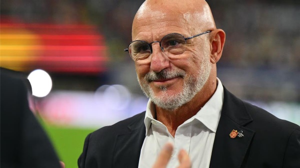 دي لا فوينتي يطرح تساؤل ا رائع ا بعد تأهل إسبانيا إلى نهائي كأس العالم وي حرج فرنسا دي لا فوينتي يطرح تساؤل ا رائع ا بعد تأهل إسبانيا إلى نهائي كأس العالم وي حرج فرنسا