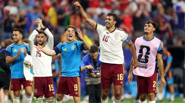 فيفا يدرس إجراء تغيير مثير للجدل في نهائي كأس العالم 2026 فيفا يدرس إجراء تغيير مثير للجدل في نهائي كأس العالم 2026