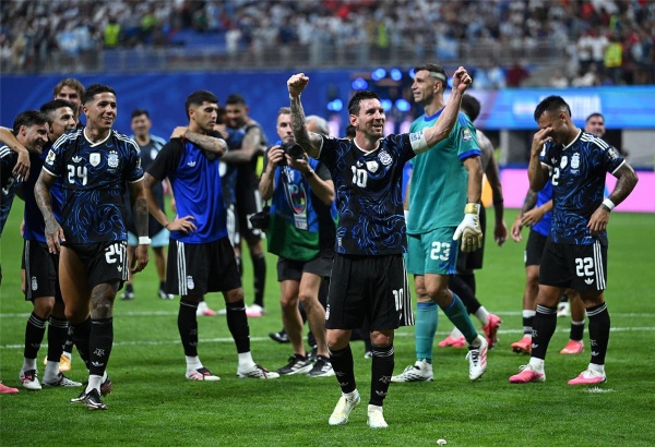 تشكيل الأرجنتين المتوقع أمام إسبانيا اليوم في نهائي كأس العالم تشكيل الأرجنتين المتوقع أمام إسبانيا اليوم في نهائي كأس العالم