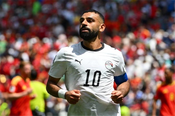 موعد وصول محمد صلاح إلى إسطنبول لحسم وجهته القادمة موعد وصول محمد صلاح إلى إسطنبول لحسم وجهته القادمة