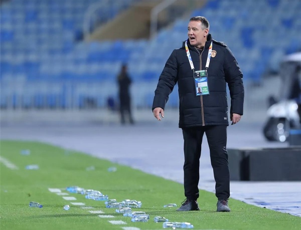 مدير الفيحاء السعودي يكشف أسلوب رازوفيتش مدرب الزمالك الجديد مدير الفيحاء السعودي يكشف أسلوب رازوفيتش مدرب الزمالك الجديد