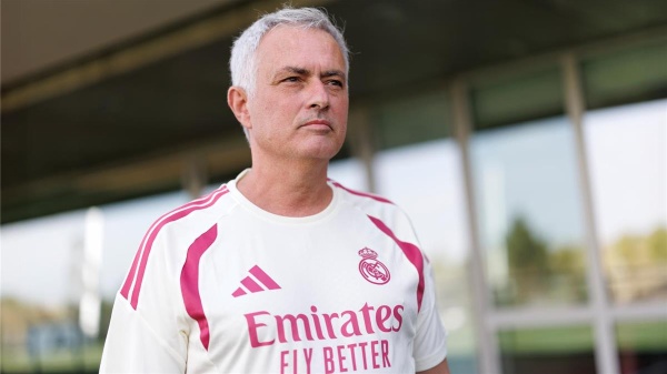 موعد والقناة الناقلة لمباراة ريال مدريد والكوركون الودية اليوم موعد والقناة الناقلة لمباراة ريال مدريد والكوركون الودية اليوم