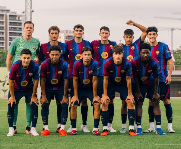 فليك يتخذ قرار ا بعد فوز برشلونة على يوروبا ودي ا فليك يتخذ قرار ا بعد فوز برشلونة على يوروبا ودي ا