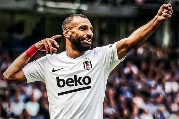 موعد حسم صفقة انتقال محمد صلاح إلى نادي بشكتاش وقيمتها موعد حسم صفقة انتقال محمد صلاح إلى نادي بشكتاش وقيمتها