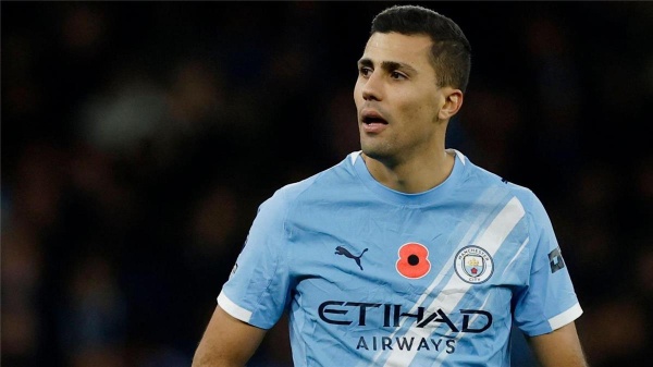 مانشستر سيتي يتخذ قرار ا جريئ ا بشأن رودري مانشستر سيتي يتخذ قرار ا جريئ ا بشأن رودري