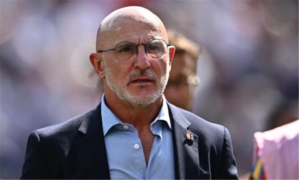 دي لا فوينتي يدافع عن لاعب برشلونة ويبرر سبب عدم مشاركة خوان جارسيا في كأس العالم دي لا فوينتي يدافع عن لاعب برشلونة ويبرر سبب عدم مشاركة خوان جارسيا في كأس العالم