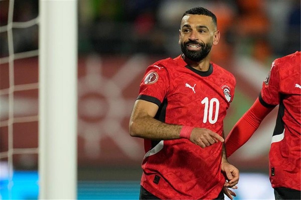 الكرة الآن في ملعبه مفاوضات محمد صلاح وبشكتاش تصل إلى مراحلها الحاسمة