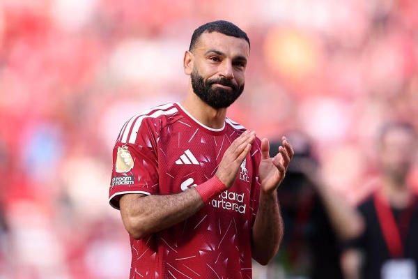 رومانو ليفربول يقترب من حسم صفقة بديل محمد صلاح