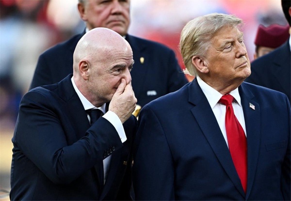 ترامب يدعم إنفانتينو إذا رحل فلن يعود كأس العالم كما كان ترامب يدعم إنفانتينو إذا رحل فلن يعود كأس العالم كما كان