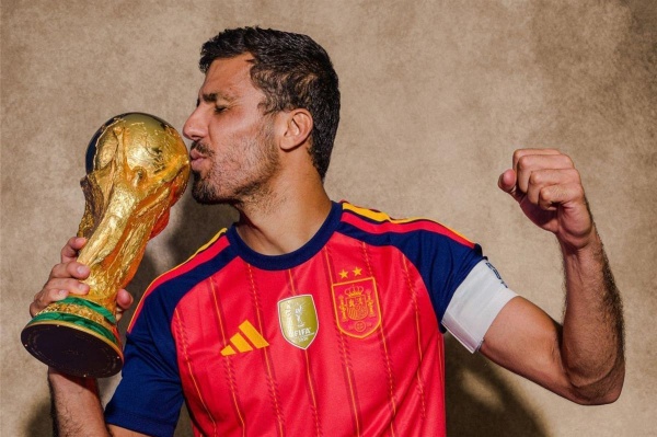 سبورت تكشف تفاصيل عرض برشلونة الأخير لحسم صققة رودري سبورت تكشف تفاصيل عرض برشلونة الأخير لحسم صققة رودري