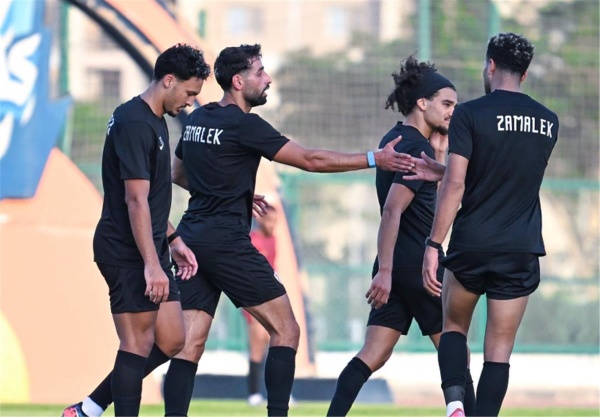 الزمالك يفوز على البلاستيك بثلاثية في أولى التجارب الودية الزمالك يفوز على البلاستيك بثلاثية في أولى التجارب الودية