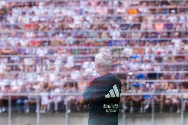 آس صداع رودري يربك حسابات مورينيو ولاعب ريال مدريد يدفع الثمن آس صداع رودري يربك حسابات مورينيو ولاعب ريال مدريد يدفع الثمن