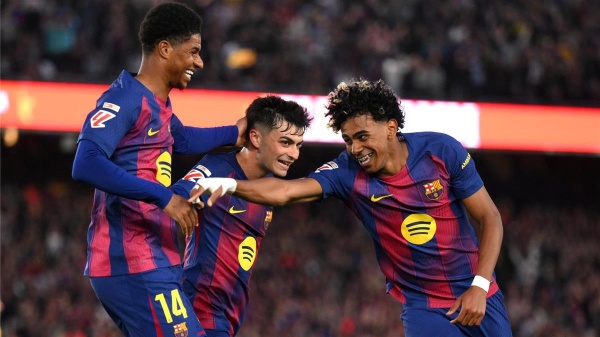 عرض جديد من الهلال للتعاقد مع لاعب برشلونة