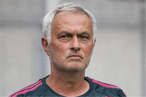 ماركا ريال مدريد دعم مورينيو بـ 3 أسلحة جديدة لصناعة ثورة مع الفريق ماركا ريال مدريد دعم مورينيو بـ 3 أسلحة جديدة لصناعة ثورة مع الفريق