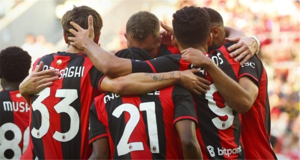 في مباراة مثيرة أموريم يقود ميلان للفوز على مانشستر يونايتد برباعية ودي ا في مباراة مثيرة أموريم يقود ميلان للفوز على مانشستر يونايتد برباعية ودي ا
