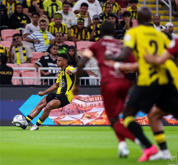 الاتحاد يسقط في فخ التعادل مع الخلود بافتتاحية الدوري الاتحاد يسقط في فخ التعادل مع الخلود بافتتاحية الدوري