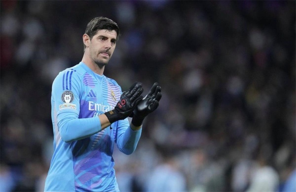 كورتوا يكشف مطالب مورينيو من لاعبي ريال مدريد قبل الموسم الجديد كورتوا يكشف مطالب مورينيو من لاعبي ريال مدريد قبل الموسم الجديد