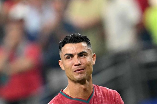 رونالدو يلمح مجدد ا لاقتراب موعد اعتزاله خططت لكل شيء سأفعله مستقبل ا