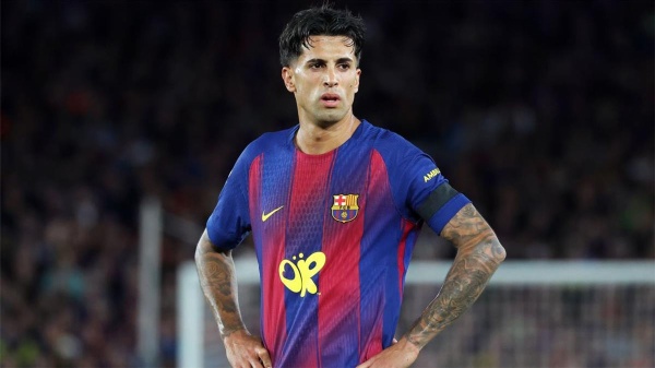 كانسيلو يصل إلى برشلونة ويؤكد كنت مستعد ا للتوقف عن اللعب مع الهلال