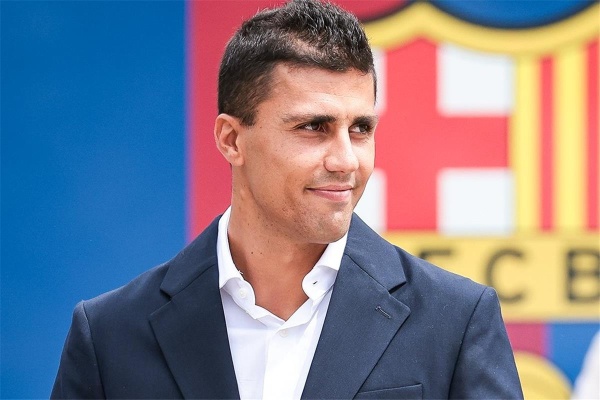 موقف رودري من المشاركة مع برشلونة أمام الأهلي في كأس خوان جامبر موقف رودري من المشاركة مع برشلونة أمام الأهلي في كأس خوان جامبر