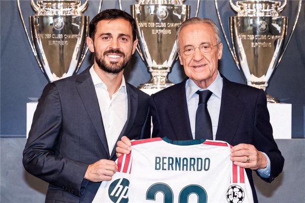 برناردو سيلفا حققت حلمي في ريال مدريد وهكذا أشعر عندما أرى كؤوس دوري أبطال أوروبا برناردو سيلفا حققت حلمي في ريال مدريد وهكذا أشعر عندما أرى كؤوس دوري أبطال أوروبا